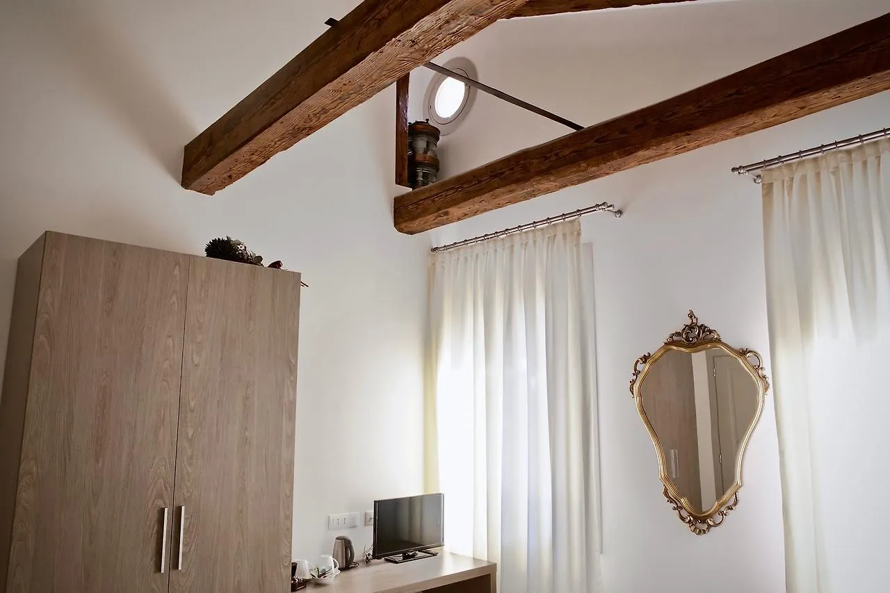 B&B Al Pozzo Di Luce Venise Couette-café
