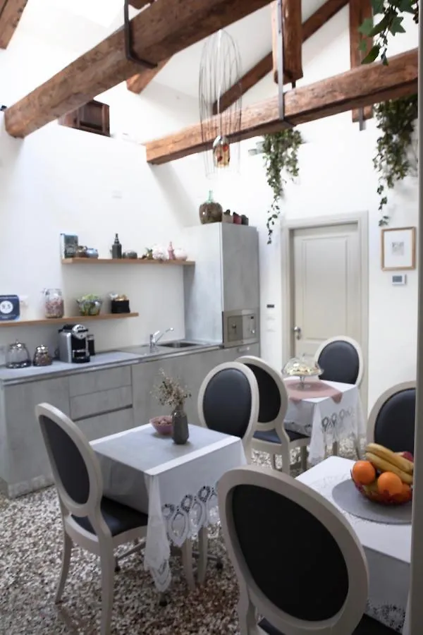 B&B Al Pozzo Di Luce Venise 2*,